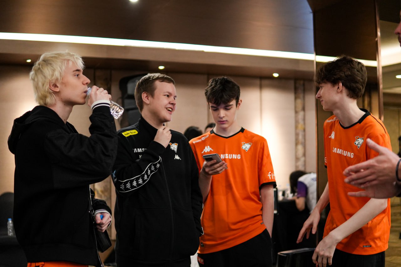 Wildcard кезеңіндегі Virtus.pro